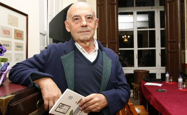 Fallece en Madrid el poeta y estudioso de la literatura asturiana Xosé Bolado