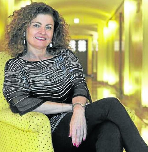 El oscurecer de la flor