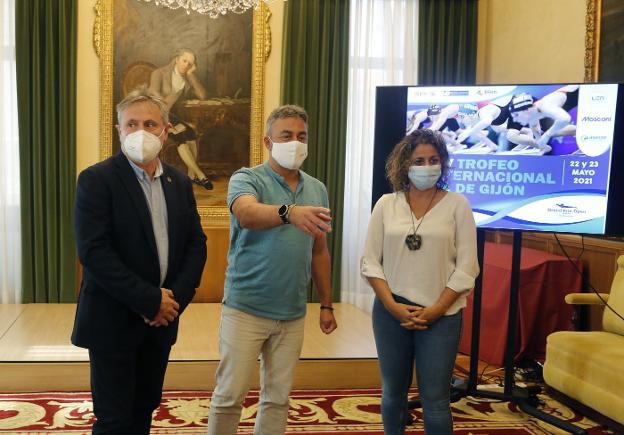 El Villa de Gijón sortea la crisis sanitaria y sigue entre los grandes