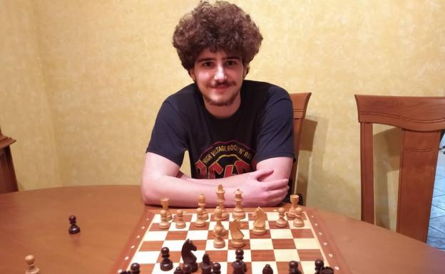 Samuel García vence en el cuarto torneo del Circuito Avilés Activa