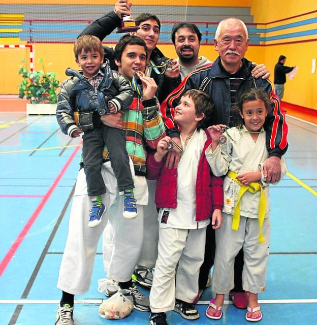 El kárate asturiano pierde a su gran maestro