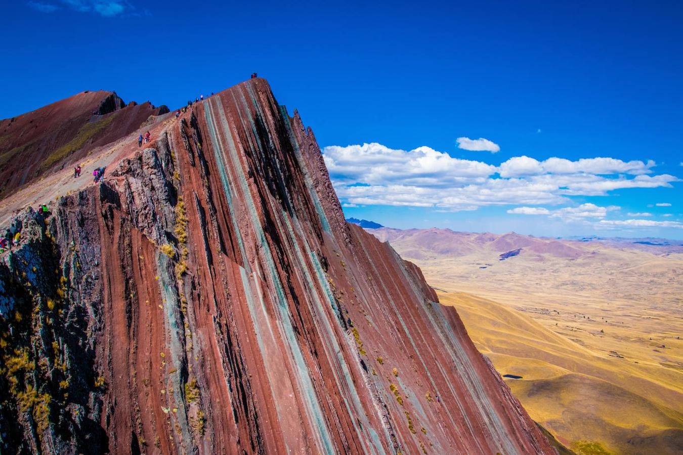 Un recorrido por las montañas de colores más espectaculares