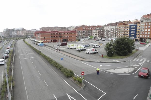 El Consistorio de Gijón plantea dejar un solo carril de circulación en Rodríguez San Pedro