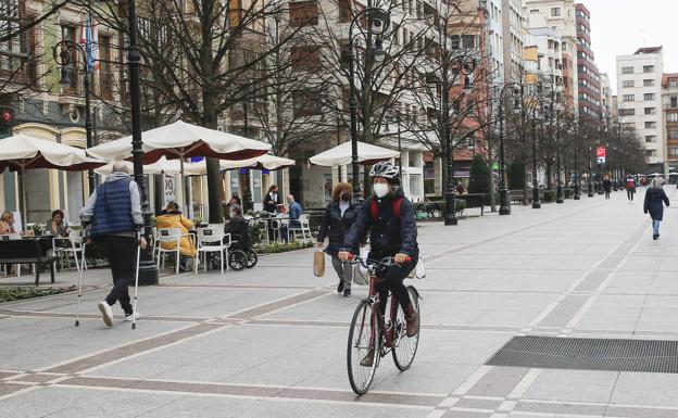 El 43% de los desplazamientos en Gijón son en medios no motorizados, según el diagnóstico del Plan de Movilidad