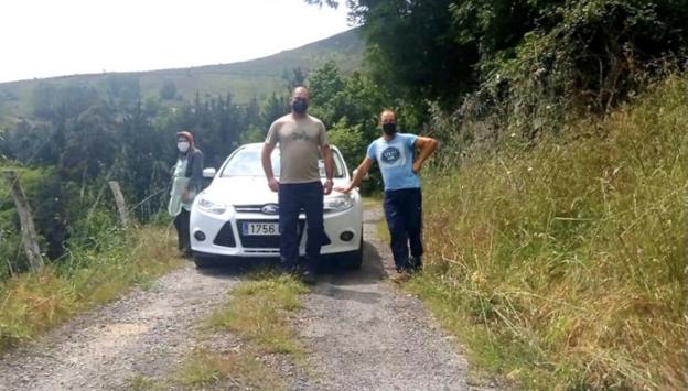 Monterizo, un pueblo unido por la mejora de su carretera