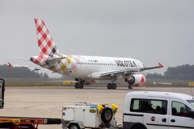 El aeropuerto de Asturias gana 21.000 viajeros en un solo mes tras el fin del estado de alarma