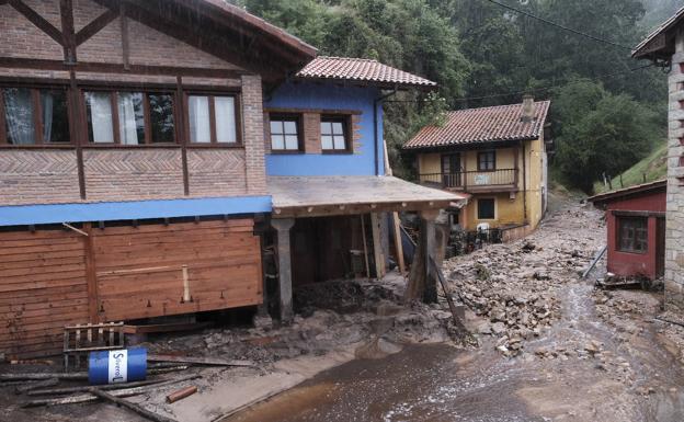 Llanes estudia pedir la declaración de Zona Catastrófica ante los daños provocados por las intensas lluvias