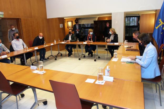 Maroto solo ve posible la entrada de la SEPI en Alu Ibérica si hay un administrador judicial