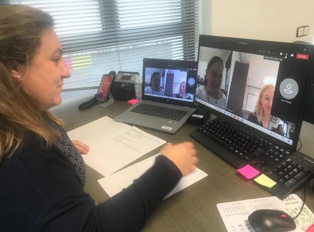 Educación guiará al Ayuntamiento de Caravia para la creación de un comedor escolar