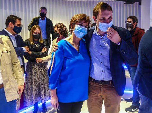 Los nuevos estatutos de Foro obligan a dejar el acta a los cargos públicos que sean expulsados del partido