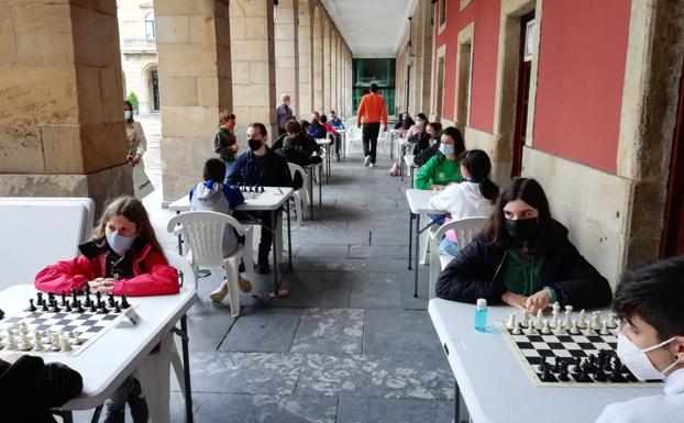 La Plaza Mayor albergó los Juegos Escolares gijoneses