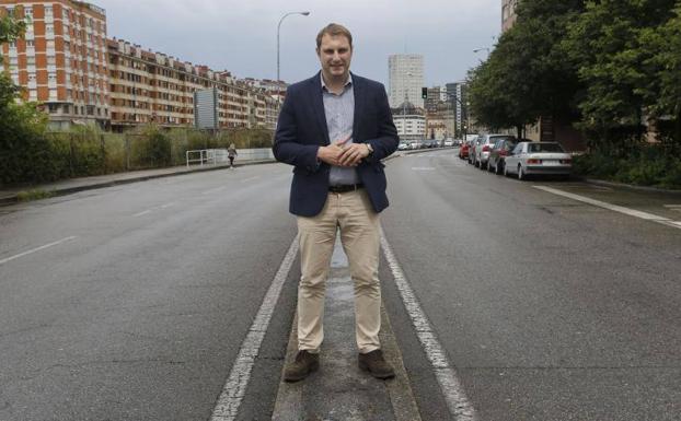 «No es verdad que ahora se esté garantizando el uso del asturiano»