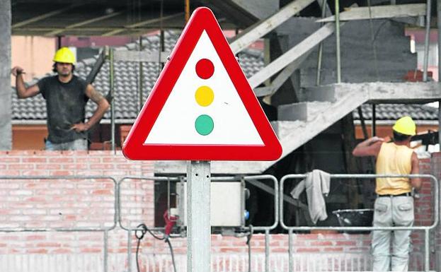 La ley para reducir la burocracia permitirá hacer obras menores sin obligación de pedir licencia