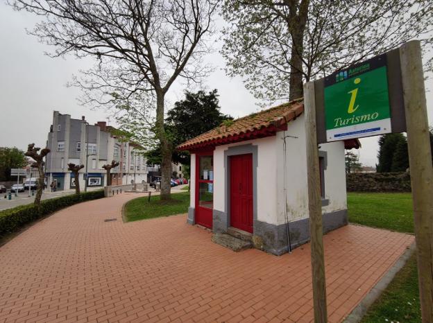 Muros y San Esteban abren sus oficinas de turismo para el verano