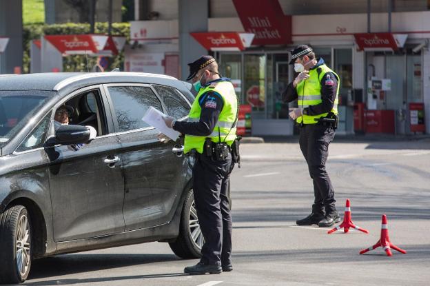 Siete meses de cárcel para un avilesino que se saltó cinco veces el confinamiento