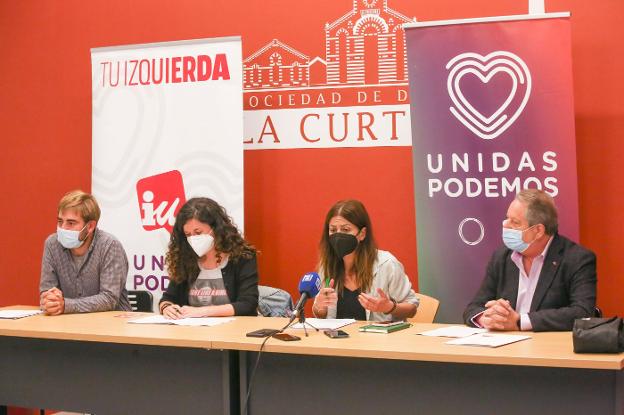 Podemos e IU firman en Avilés una hoja de ruta por la defensa de la industria asturiana