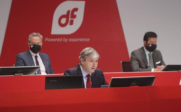 Los accionistas de Duro respaldan el rescate y los acuerdos con la banca