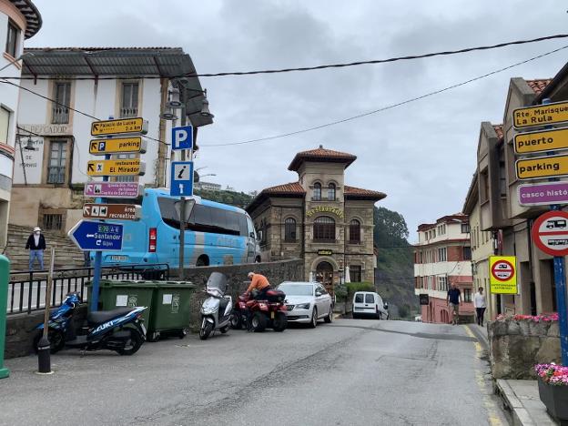 Arranca el plan de transporte de Colunga con una ruta ampliada