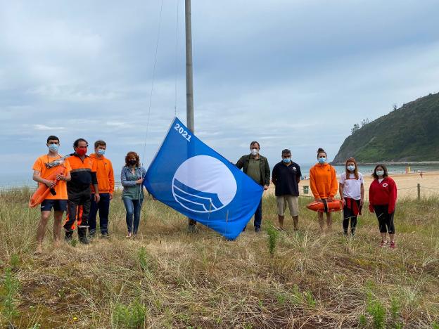 Villaviciosa refuerza el control en las playas ante el aumento de usuarios