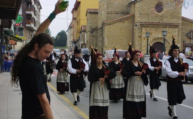 El Festival de la Sidra de Nava se queda «sin fiesta» para evitar el efecto llamada