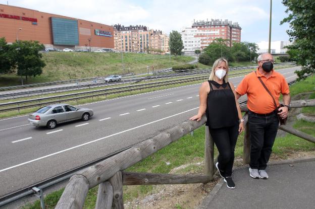 «Sufrimos mucho ruido y contaminación; cuando nos quiten el tráfico, ganaremos en salud»