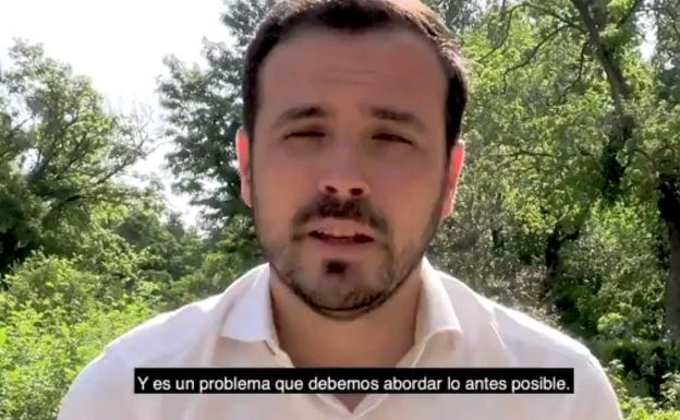 Alberto Garzón pide comer menos carne: «Perjudica a la salud y al planeta»