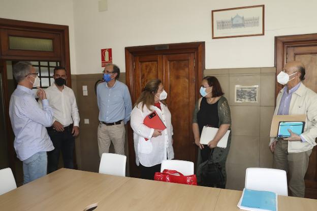 Educación invertirá medio millón este año en el mantenimiento de colegios de Gijón