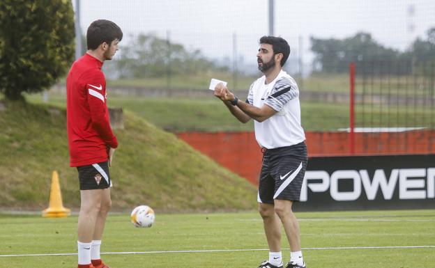 Djuka, a la espera de los resultados de las pruebas covid para entrenar hoy o mañana