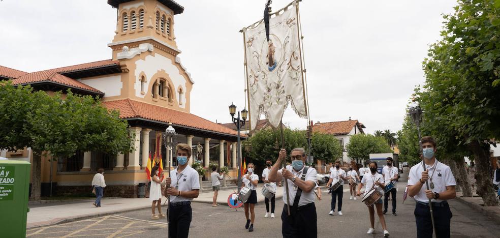 Tres conciertos al aire libre abren las fiestas del Carmen de Salinas - Vimarsana News