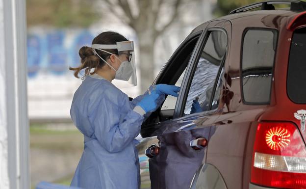 Asturias ya es la tercera comunidad con la peor incidencia de covid en jóvenes de 20 a 30 años