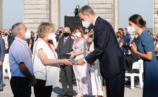 Lágrimas de los padres de Pablo Riesgo ante los Reyes