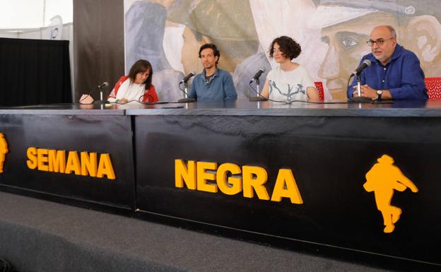 Claudia Piñeiro se encumbra en Gijón con el Hammet a la mejor novela negra