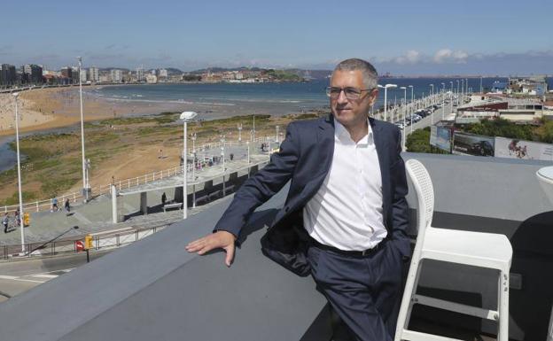 «La protección del lobo dejará 'extraer' al ejemplar que causa daño constatado»