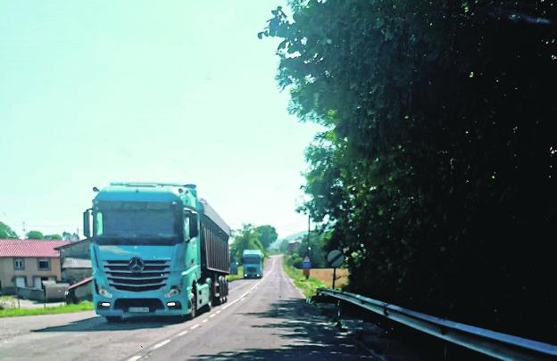 El Gobierno ve «prematuro» dar fecha para que los camiones usen la N-634 entre Salas y La Espina