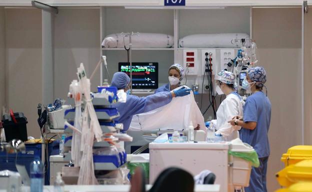 Salud habilita los hospitales de Arriondas y Langreo para atender pacientes covid ante el aumento de la presión asistencial