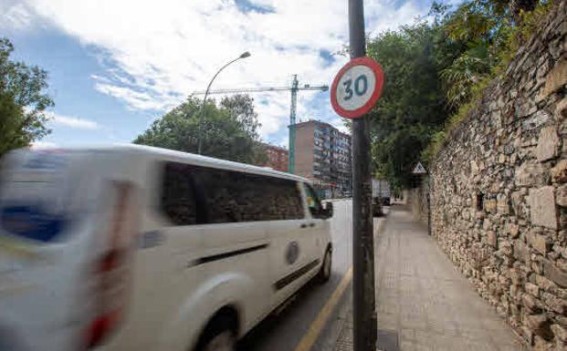 La DGT denuncia a 444 conductores en una semana por exceso de velocidad