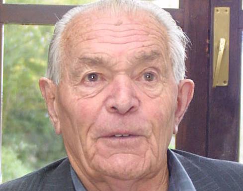 La plaza el Ayuntamiento de Ponga llevará el nombre del exalcalde José Antonio Muñiz Jove