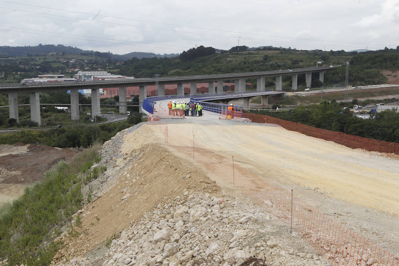 La nueva carretera de acceso a la ZALIA estará abierta a finales de año