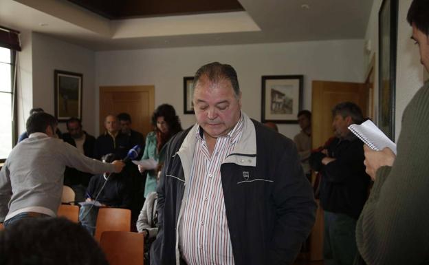 El Tribunal de Cuentas acuerda embargar bienes de los exalcaldes de Ponga