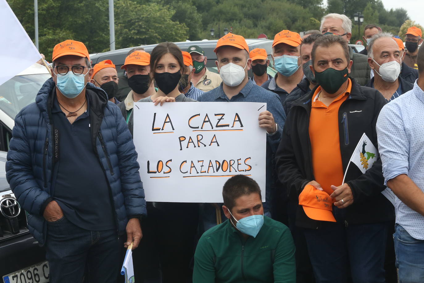 Protesta en defensa del medio rural, la caza y la pesca