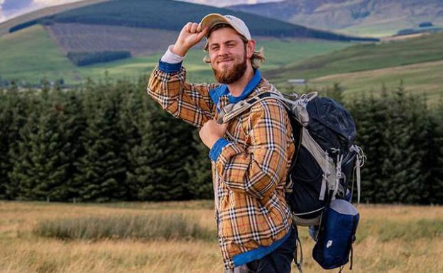 Muere el youtuber Albert Dyrlund tras caerse en una montaña mientras grababa un vídeo