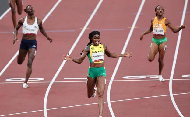 Elaine Thompson-Herah revalida su doblete