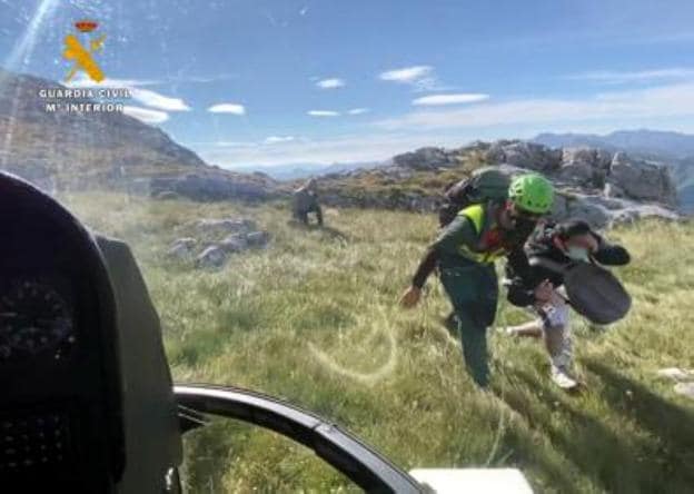 Rescatan a cuatro montañeros en Peña Remoña, en la vertiente cántabra de Picos