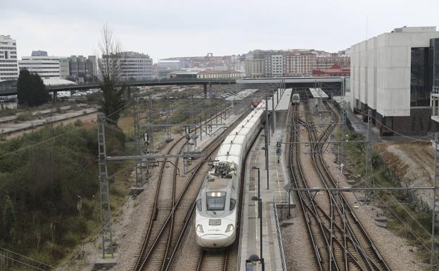 La alcaldesa quiere blindar el Plan de Vías para que «nunca más nadie pueda cambiar nada»