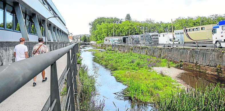 Medio centenar de entidades, en defensa del anillo del Piles