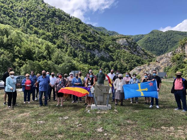 Caso rinde homenaje a las 200 personas que fueron represaliadas durante el franquismo