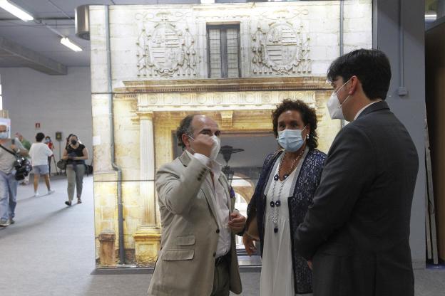 El rector afirma que el curso será presencial desde el primer día