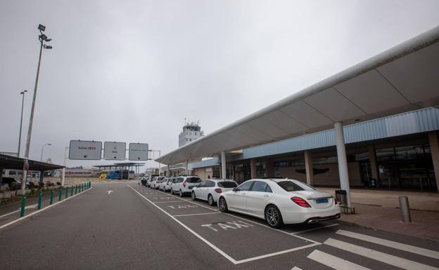 El aeropuerto de Asturias vuelve a cifras prepandemia