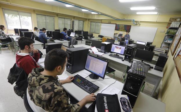 Estos son los estudios de formación profesional con más salidas laborales