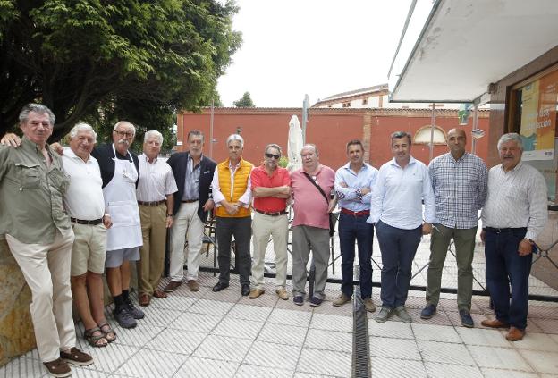 La Feria de Begoña comienza a tomar color a mesa puesta